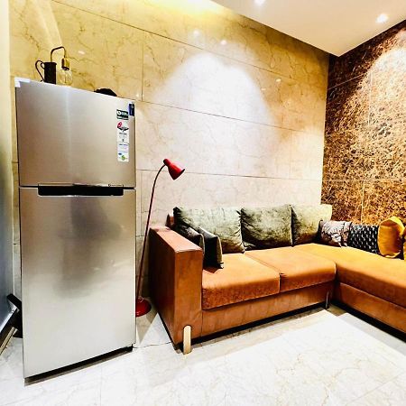 Divine Studios Rajouri Garden New Delhi Buitenkant foto