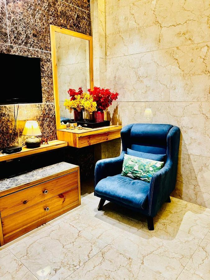 Divine Studios Rajouri Garden New Delhi Buitenkant foto