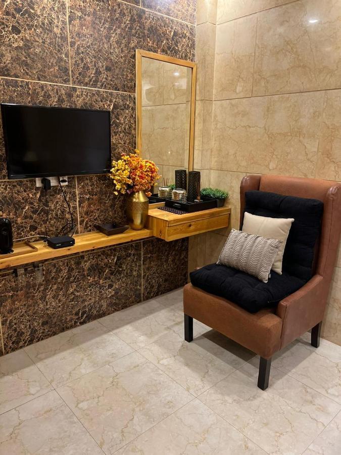 Divine Studios Rajouri Garden New Delhi Buitenkant foto