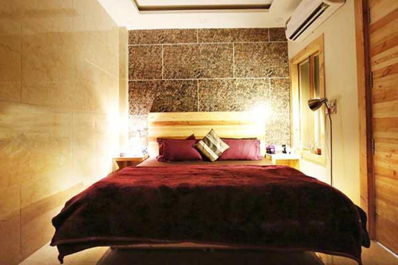 Divine Studios Rajouri Garden New Delhi Buitenkant foto